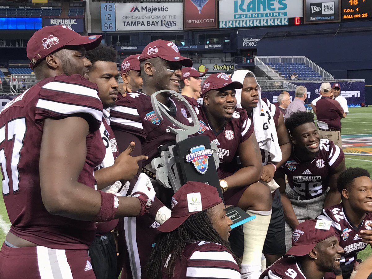 GetVideotape's tweet photo. Big congrats to @HailStateFB for winning the 2016 @StPeteBowl! Fantastic game! #HailState #stpetebowl #CFBPlayoff #collegefootball https://t.co/fQrOs8ULkp