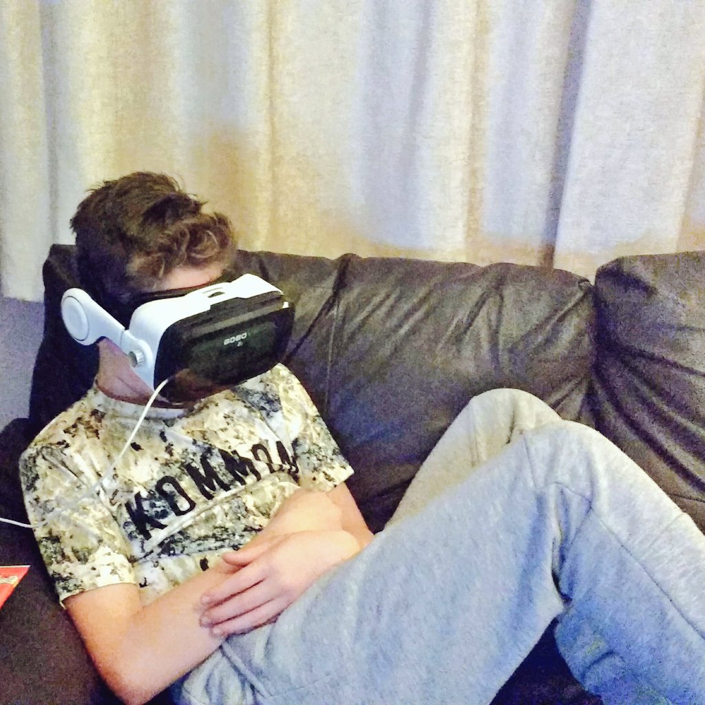 woogal's tweet photo. How kids watch TV in 2016 https://t.co/xO8o1EHJf8