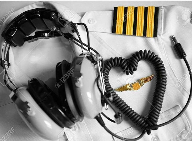 torellomute's tweet photo. Pilot 👩‍✈️ life ..... it s a LOVE ❤️ https://t.co/hLIhc9vO4o