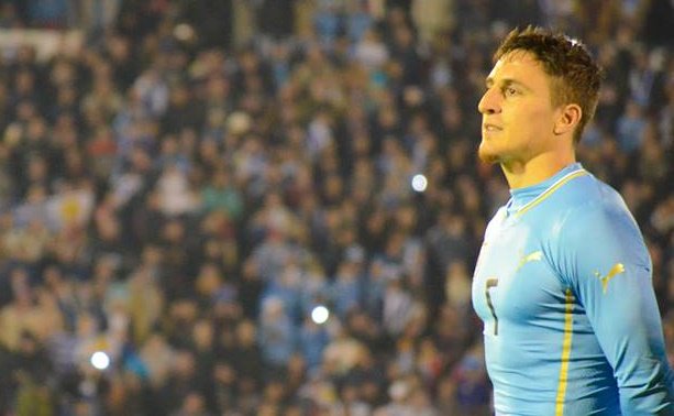 uyEcos's tweet photo. "Cebolla" Rodríguez: "me encantaría volver a Peñarol" https://t.co/eNzQwUbzyO https://t.co/qX8ypEt9e0