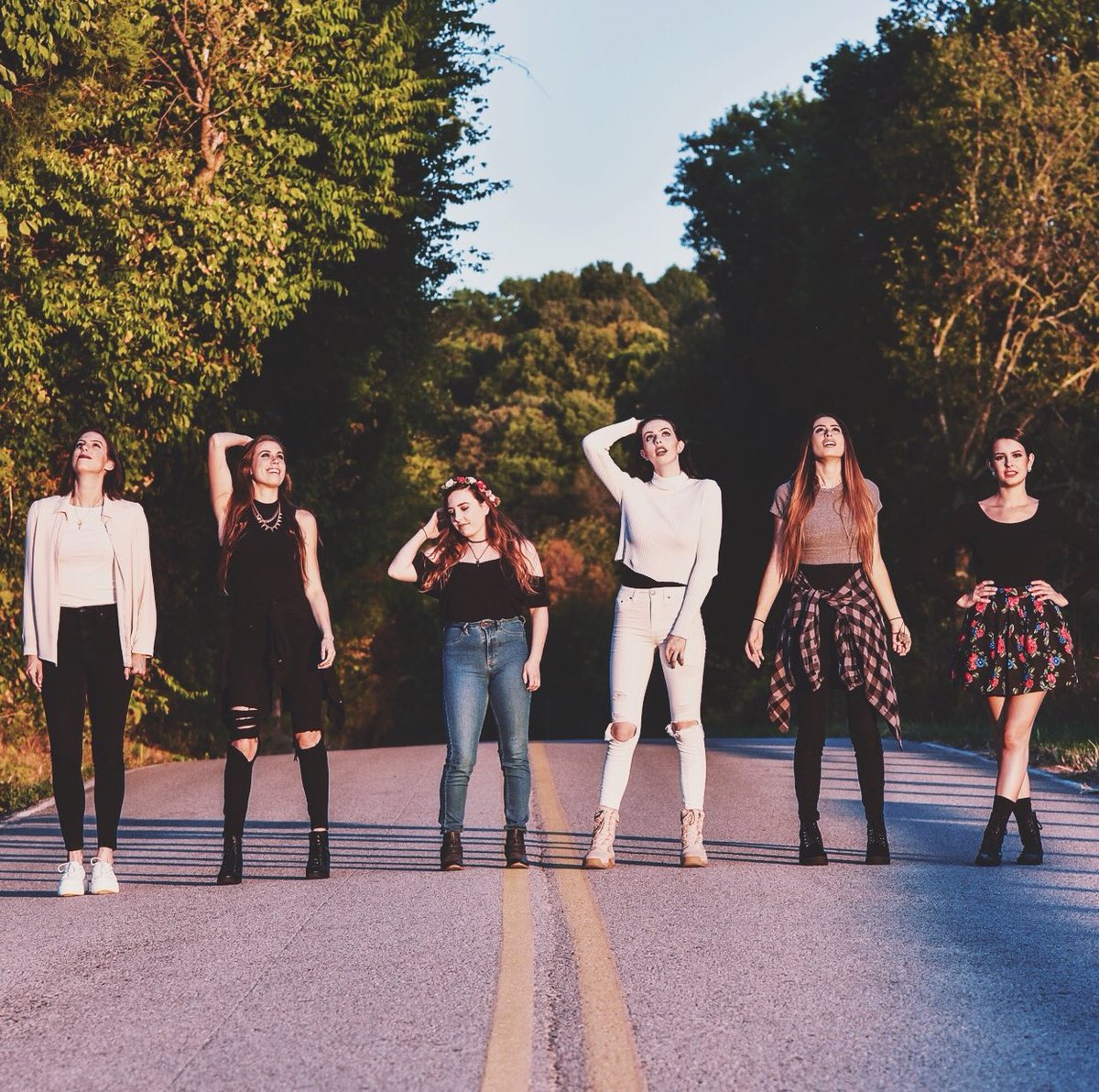 LisaCim's tweet image. RT FOR A FOLLOW 🖤

#Alive

☃️ pledgemusic.com/projects/cimor… ☃️