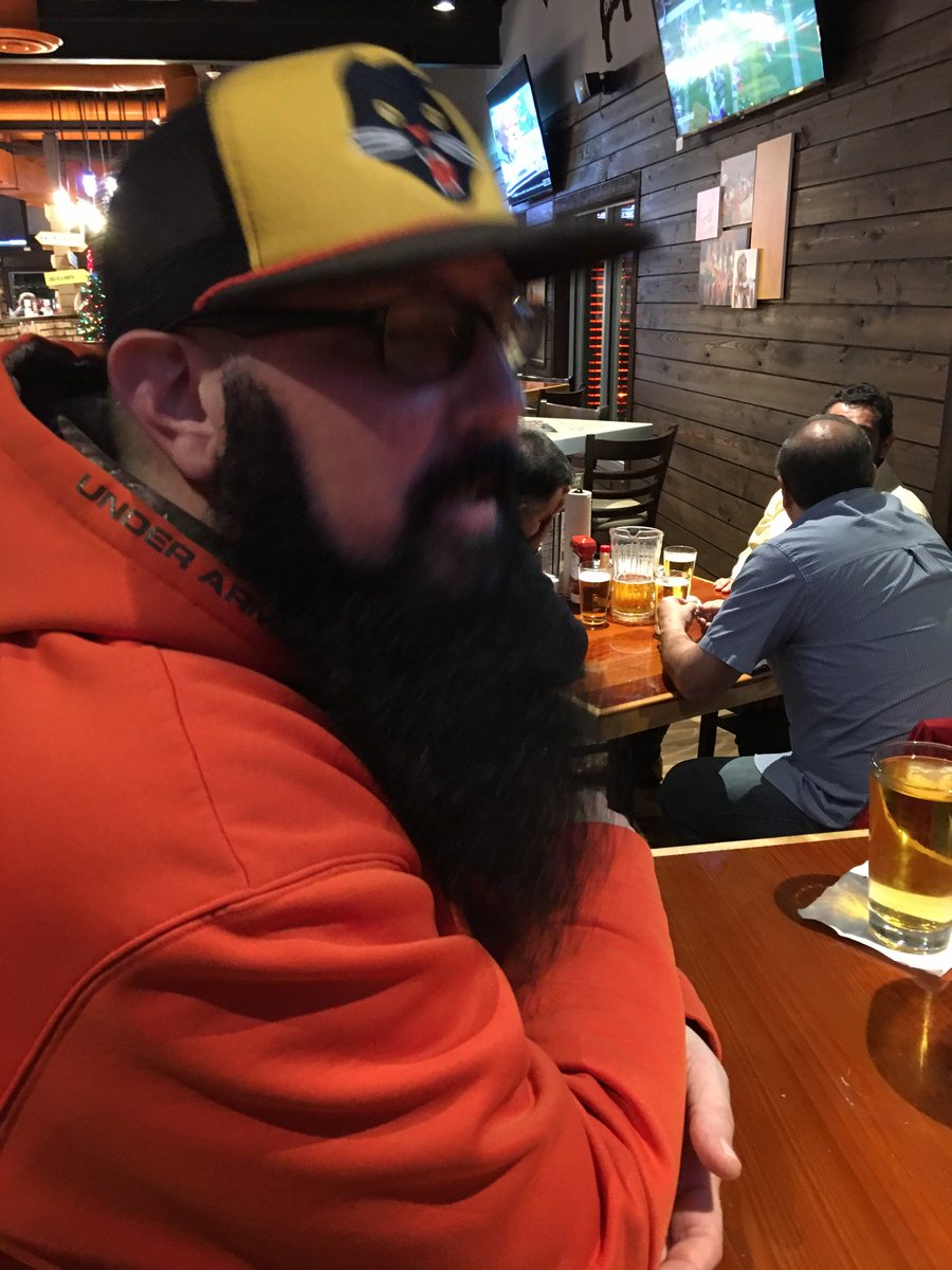 BlackOutBeatRep's tweet photo. "Yeah I use them dick pills. They're good for when you've been drinking." https://t.co/X09I4zX7kL