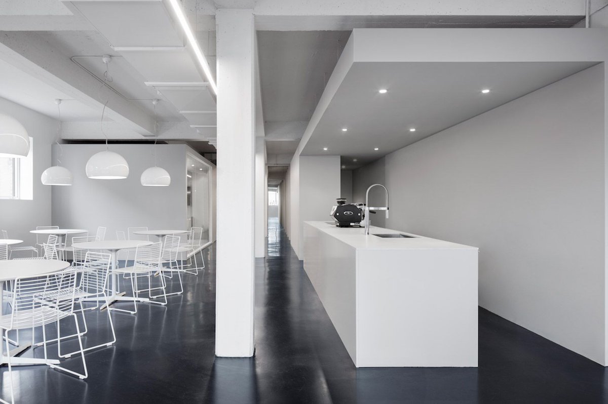 charterbuild's tweet photo. Anne Sophie Goneau creates stark office for Dynamo in Montreal https://t.co/sBnezseS88 #workplace #design #monochrome https://t.co/LK4MrO11uT