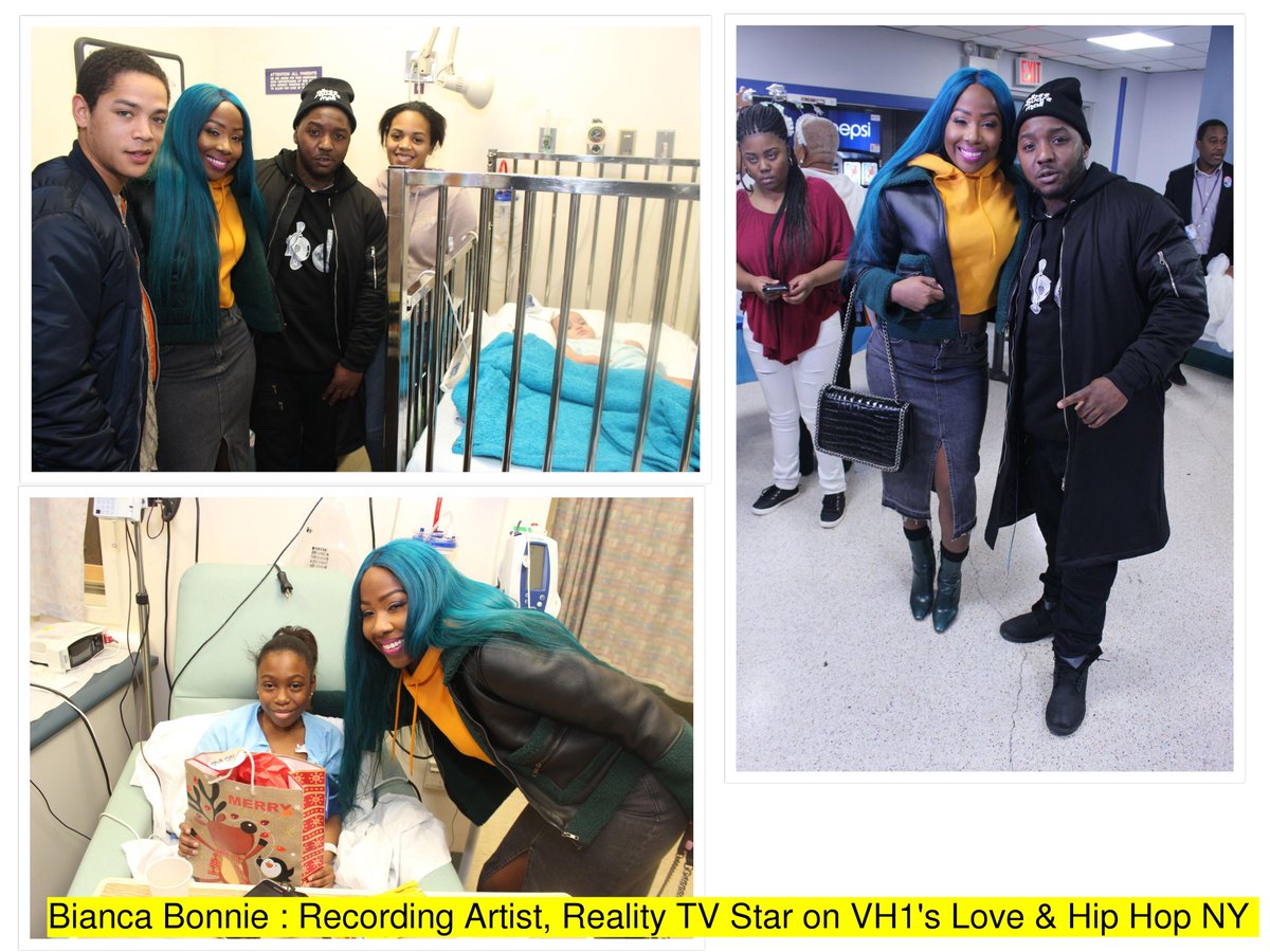 LiveLightRight's tweet photo. Holiday Party : We feel blessed that our celebrity guests took time out of their very busy schedule to bring joy to so many of our families https://t.co/Igf2E96wnM
