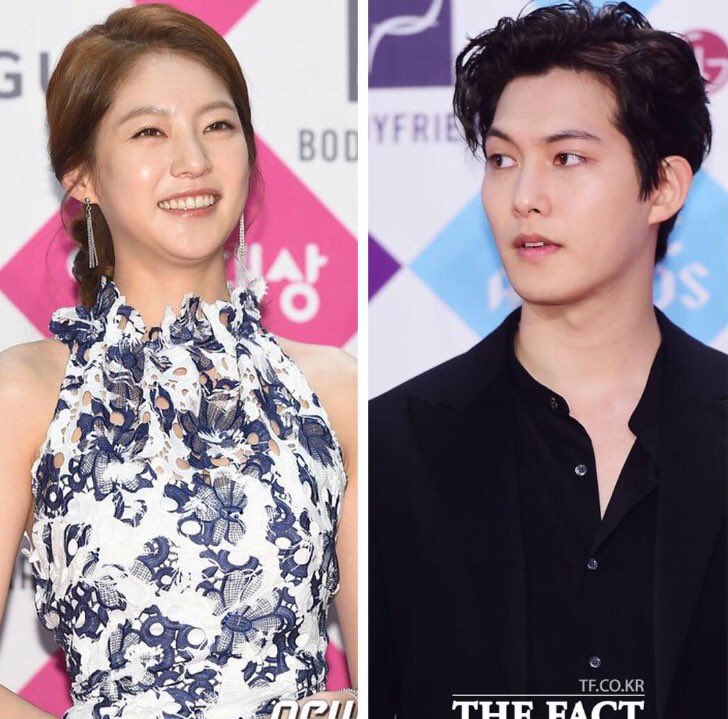 thkgrc's tweet image. Looking forward to the time Jonghyun & Seungyeon to walk the red carpet together. #visualoverload  #이종현 #공승연