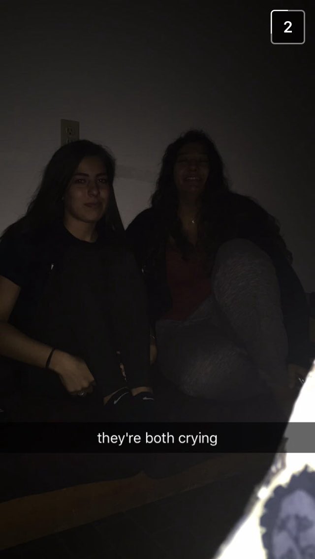 Emly_h's tweet photo. Hope your birthday has been as sick as you Sam!💜Can't wait to see you 🎉 🎊 https://t.co/afGu6mxUcY