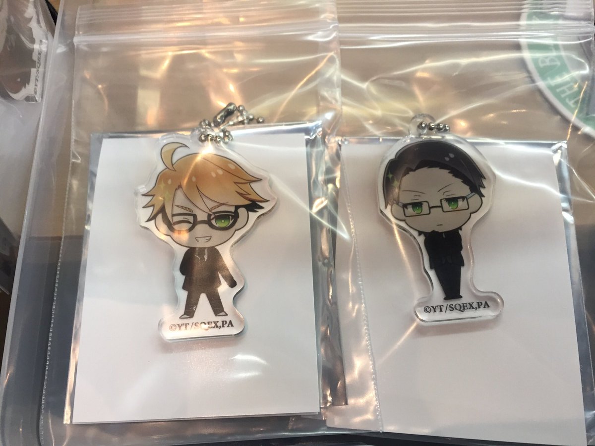 雅来 譲渡 再々掲示 黒執事 バー アクリルキーホルダー アクキー 譲 ウィル ロナルド エリザベス リジー スネーク2 求 定価650円 クリックポスト170円 梱包資材 印刷代等込 ゆうちょ Ufj じぶん銀行 12 28 12 31まで不在 配送は1 1以降対応になり