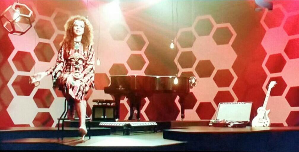 passarinhosagre's tweet photo. Surra de Vanessa da Mata!
#VanessaDaMata #Sony #musica #estudio360 https://t.co/SrImLYm0pP