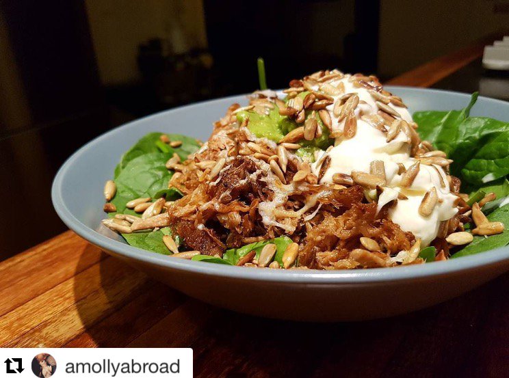 2forkshandpulld's tweet photo. Pull’d meat is something you can be creative with so is your life ❤️ #2forks #pulldmeat #HappyEating #Brisbane #salad #Regram 📷@amollyabroad https://t.co/VJzPw7Lgvm