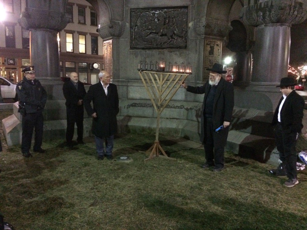 PatrickMaddenTr's tweet photo. It's frigging cold out and I have to be outside for this bullcrap! Light the damn candles already so I can heat my hands. #TroyNY https://t.co/dcy4Z8bz21