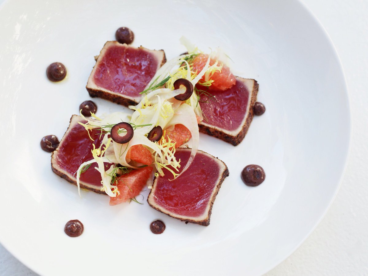 CavatinaLA's tweet photo. Seared tuna salad with olives, piquillo peppers and fennel vinaigrette. Fresh ingredients guaranteed to tantalize your tastebuds. https://t.co/fdEruDnfue