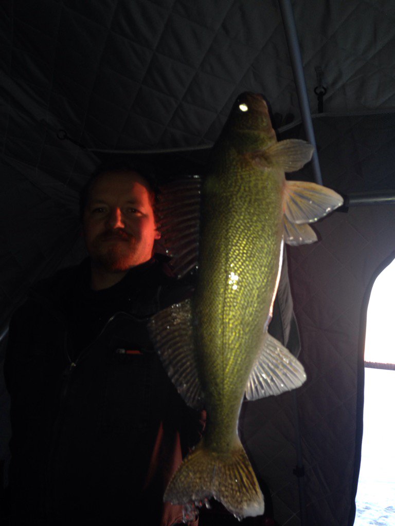 That's what I am talking about! <a href="/petesprotackle/">Pete's Pro Tackle</a> <a href="/slinger_189/">Lonny</a> <a href="/KeepCanFishing/">Keep Canada Fishing</a> <a href="/MBfishinginfo/">Manitoba Fishing</a> #walleye.