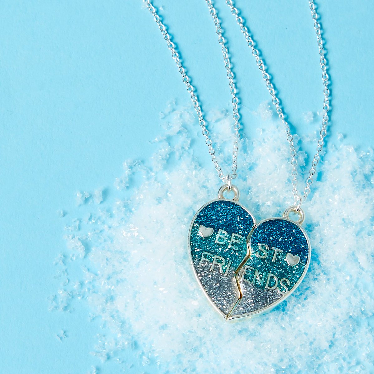 Claire's on Twitter: "Share this best friends necklace with your bestie 💙💎❄ Tag a friend who love this below! https://t.co/x9yRwJV0DV https://t.co/nM3ISn2AhQ" / Twitter