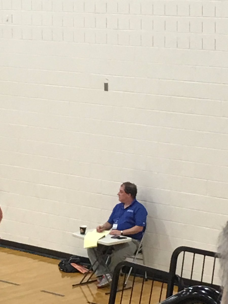 Varsity_CC's tweet photo. Working hard or hardly working? @JaySpivey_WSJ https://t.co/AQaXNRDGIS