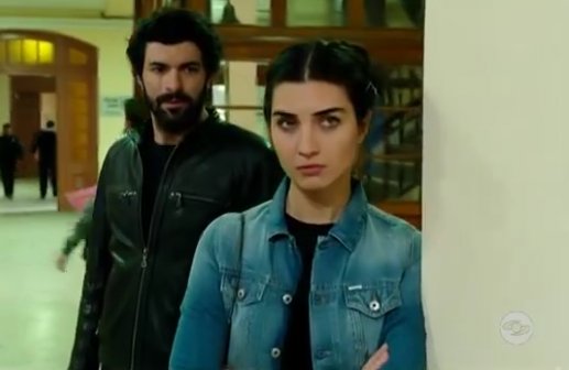 CalderaSophia's tweet photo. Capitulo128: #KaraParaAsk "El Brillo Del Amor" @CaracolTV #ElifDenizer #OmarDemir #TubaBuyukustun #EnginAkyurek https://t.co/Dj3xkXpaN5