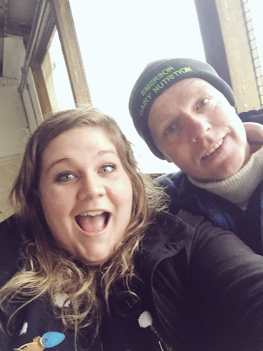 Hanging with @kowjockey #christmas #favouriteniece