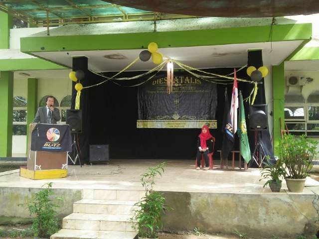 Pembukaan acara diesnatalis dan pajang karya Ukm BLITZ UIN Lampung dibuka oleh wakil Rektor 3 UIN Lampung ,