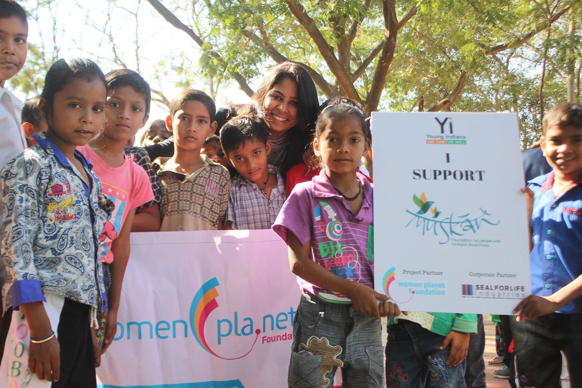 rutuvyas77's tweet photo. Proud to be a part of such team! great support from YI (Young Indians) and #childline for a successful event.
#womenplanet #propertyplanet https://t.co/8KxmZJccGV