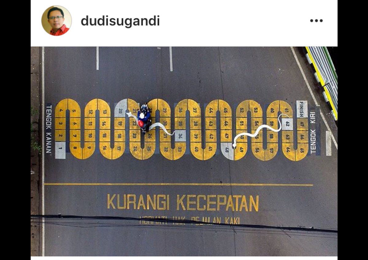 ridwankamil's tweet photo. Utk melawan pemotor yg sering langgar aturan lalin, Zebra cross di Kota Bandung didesain ulang untuk lebih komunikatif. https://t.co/eKQd8AOaBf