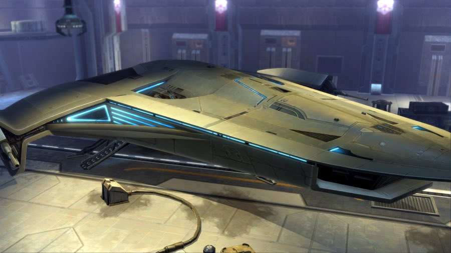 Cipher_Nine80's tweet image. * a old  X-70B Phantom-class prototype lands in a rebellion ships hanger as the phantom is badly damaged * #OpenRp #SWRP #MVRP