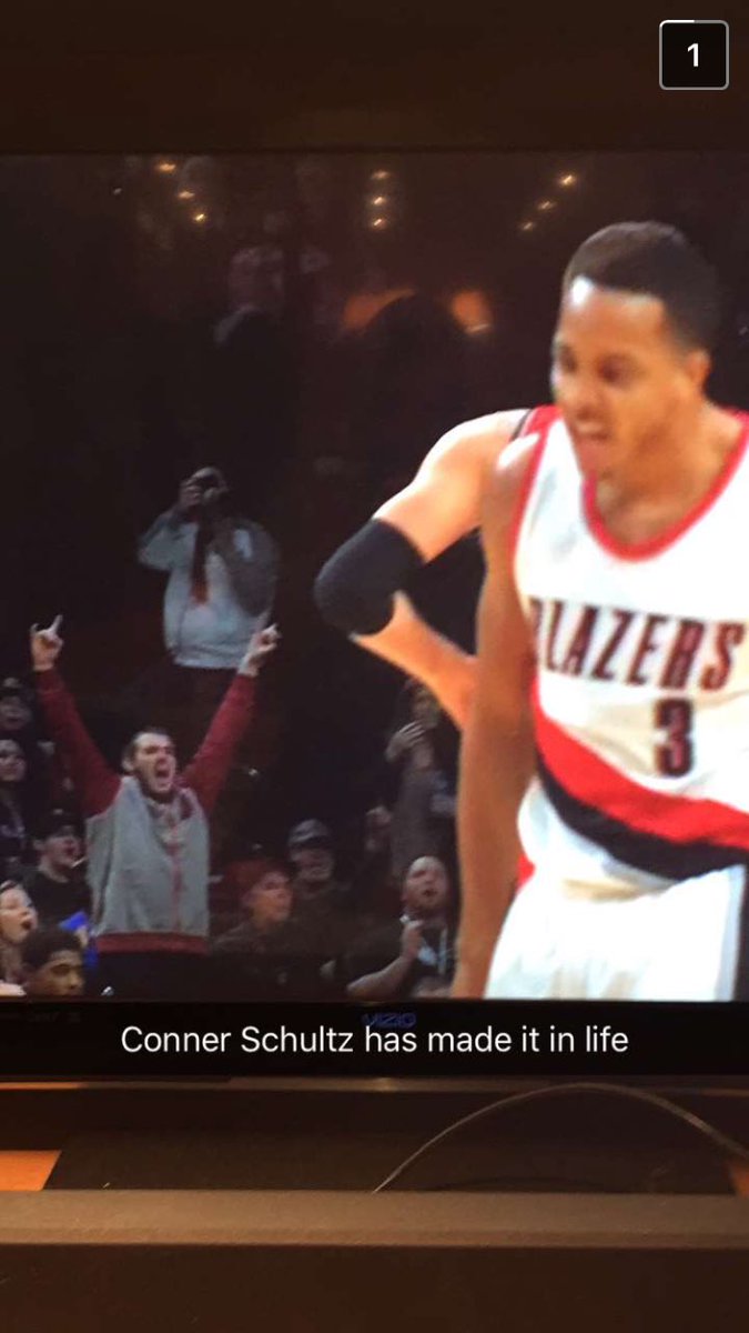 conner_schultz's tweet image. #FinallyFamous