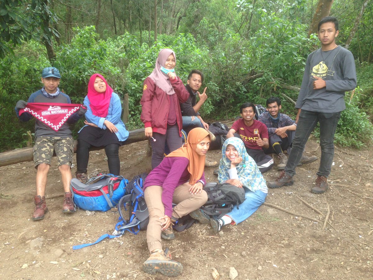 Sosmas go to Sindoro!! 
#3153mdpl