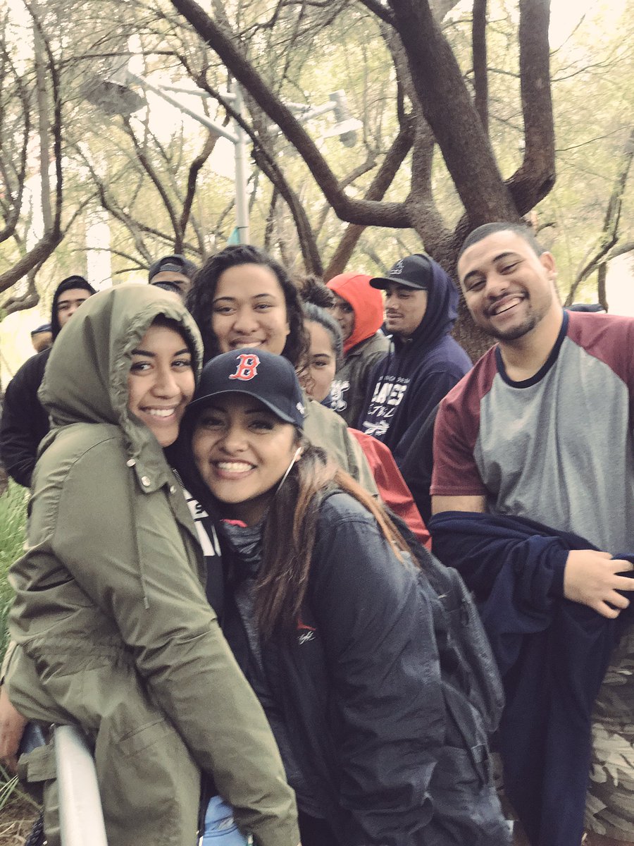 vaoanne's tweet photo. For the books. #22Deep #Family https://t.co/twrgFhnlXv