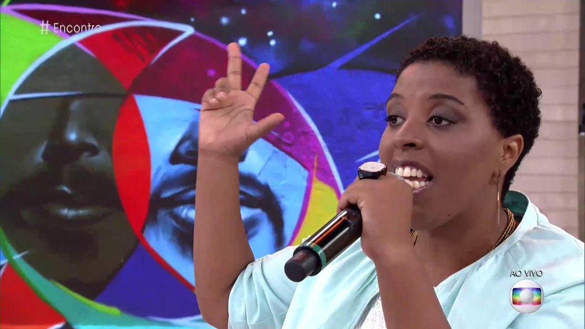 tvglobo's tweet photo. "Sou mulher de papel, no papel, e fora dele" 👏👏👏 #Encontro https://t.co/PtFeUEMFpZ