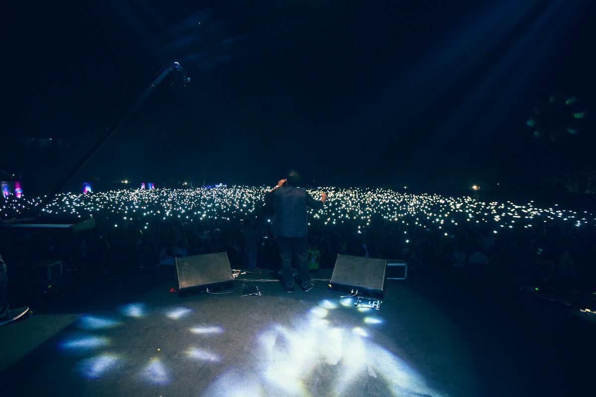ShankarEhsanLoy's tweet photo. Thank you so much @iitb_moodi... You guys were simply amazing! #giglife #collegefest #concert
@Shankar_Live @EhsaanNoorani @loy_mendonsa https://t.co/QKLqxSykyg