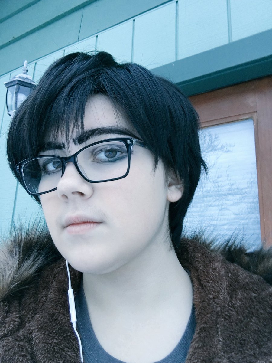 HeichouSpicecan's tweet photo. @allitraftertime Modern Levi Ackerman #AttackOnTitan #leviackerman #cosplay https://t.co/JxbIOnHtWG