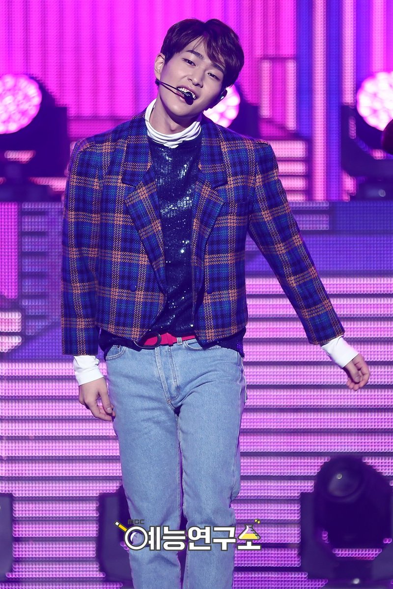 JHJH_Lena's tweet photo. 쇼! 음악중심 현장포토 #온유 ②

https://t.co/ym6tuOEMkv
https://t.co/IUhZPa91ik
https://t.co/fjzqG2tmcd
https://t.co/N2F0Hh7E4y https://t.co/76ZrK9A673
