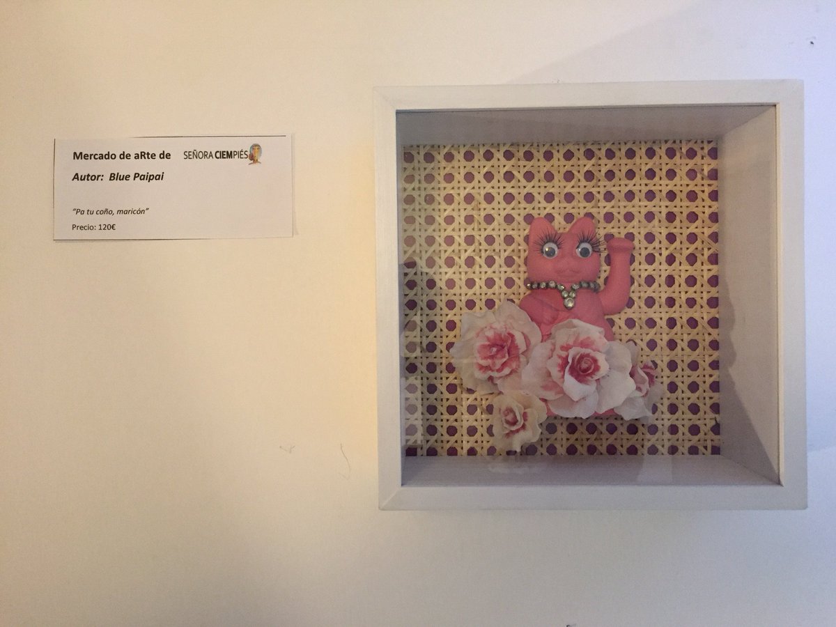 sra100pies's tweet photo. Si quieres un regalo original, pasa por @sra100pies y encuentra el tuyo en el Mercado de Arte, hasta el 7 de enero. https://t.co/AC15bkyz4K