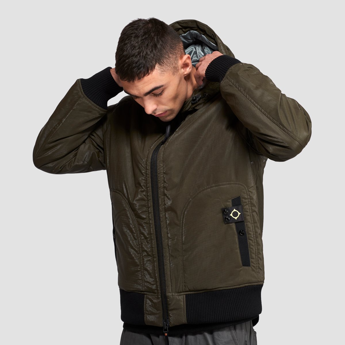 ma strum bomber jacket