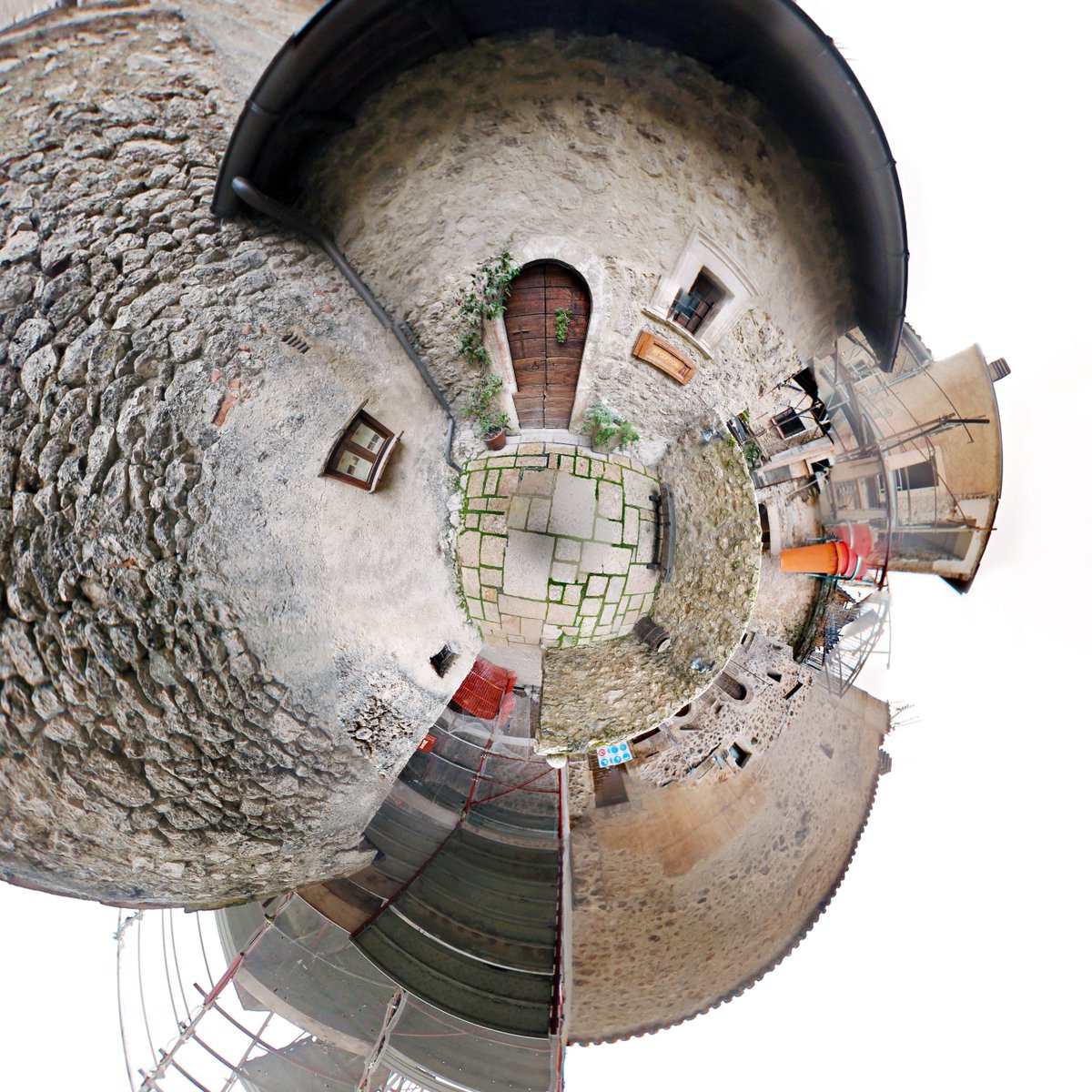 pierritecture's tweet photo. #smallworld #LittlePlanet #albergodiffuso @sextantioss #hotel #abruzzo #LuxuryTravel #360photos - by #pierritecture Carlo Pierri https://t.co/Q97Idr1iDE
