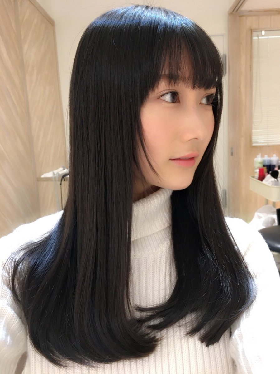 矢倉楓子 伸ばしっぱなしのスーパーロングが大変身 髪の毛がちゅるんってしてる 矢倉楓子 伸ばしっぱなしのスーパーロングが大変身 髪の毛がちゅるんってしてる