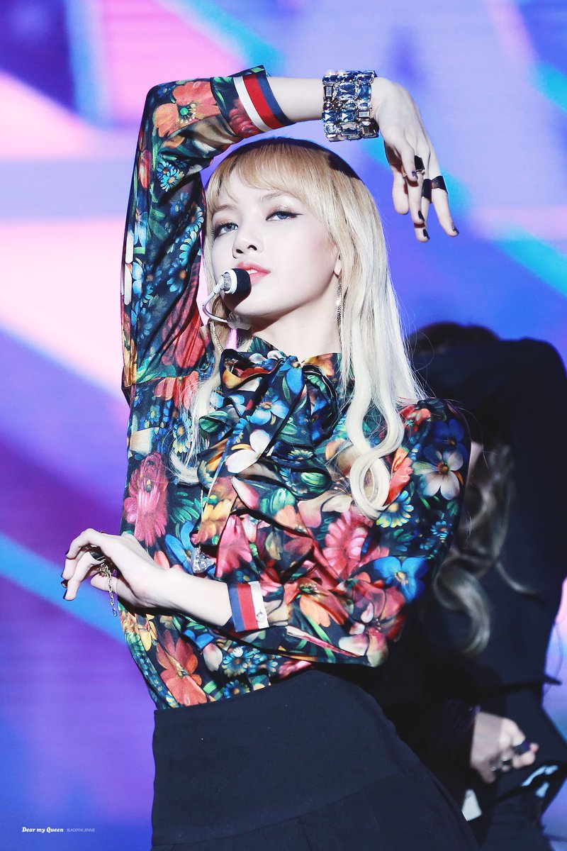 161226 가요대전 블랙핑크 리사 😍 #BLACKPINK #LISA