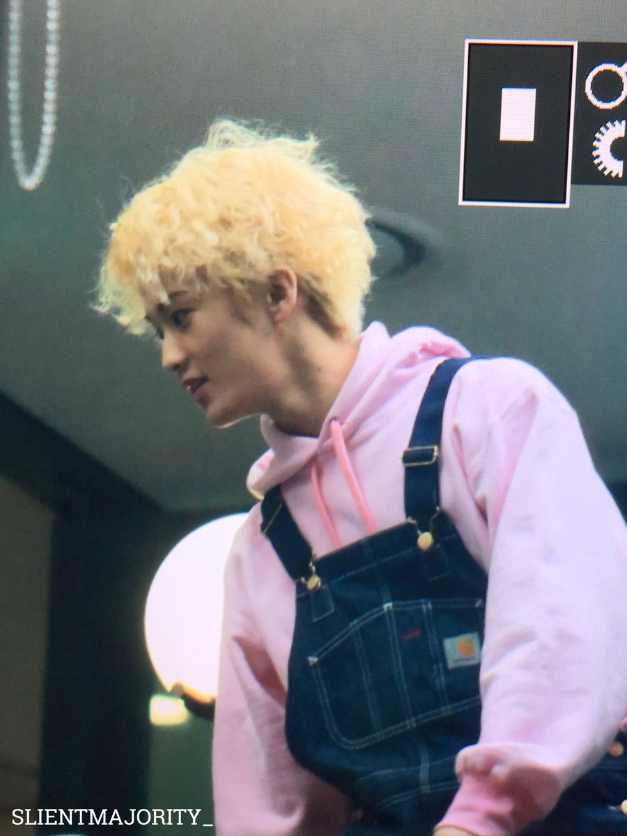 SLIENTMAJORITY_'s tweet photo. 161227 preview #marklee #마크 https://t.co/FdB6nncKYo