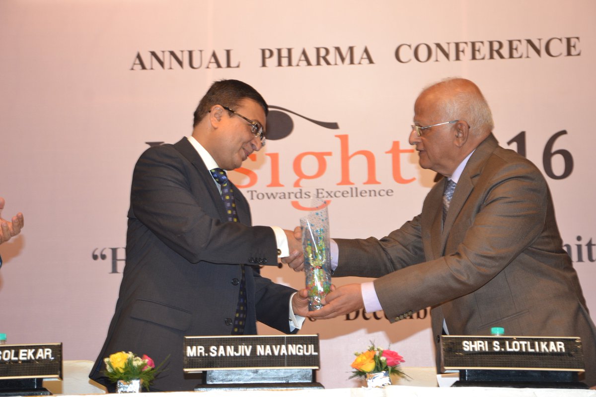 IESMCRC's tweet photo. A glimpse into #INSIGHT2016 held at @IESMCRC. https://t.co/dW5w8gN9Bn