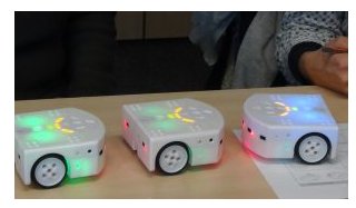 pixees_fr's tweet photo. Séquence #Inirobot scolaire clé en main - https://t.co/6AoHDsXUug #thymio @manu_page @JulienSAGNE Christophe Lefrais https://t.co/R4919gxqms
