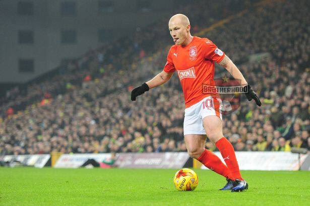 WSWBrotherhood's tweet photo. #MooyUpdate Aaron Mooy has starred in another Man of the match performance for his English club Huddersfield. Read: https://t.co/bzMvRVlRfs https://t.co/XUYjHdLyps