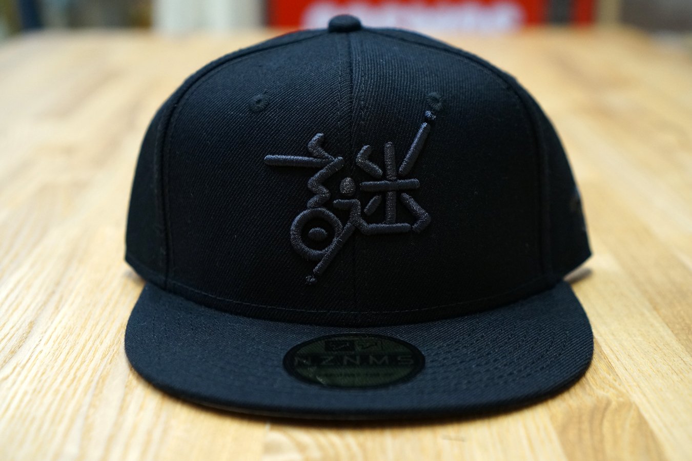 謎の店 トランスフォーマー コンボイの謎 謎キャップ NAVY × RED