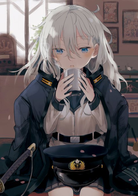 【C91告知】1日目東2ホールS36a「人間ごっこ」にて、響のイラスト本新刊12P+おまけ/300円を頒布します。詳しくはまた明日告知いたします、どうぞよろしくお願いします! 