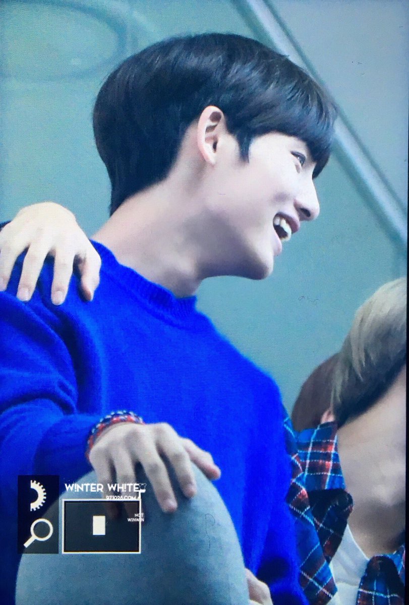 971028com's tweet photo. 161227 우래기 정만 이뽀💕😭
#윈윈 #昀昀 #WINWIN https://t.co/I4csanxiko