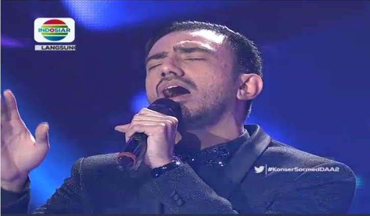 Siapa yang kangen sama <a href="/DA2_Reza/">ReZa zAKarya DA2</a>? Rezalian nyanyi bareng lagu Akhir Sebuah Cerita yuk! #KonserSocmedDAA2