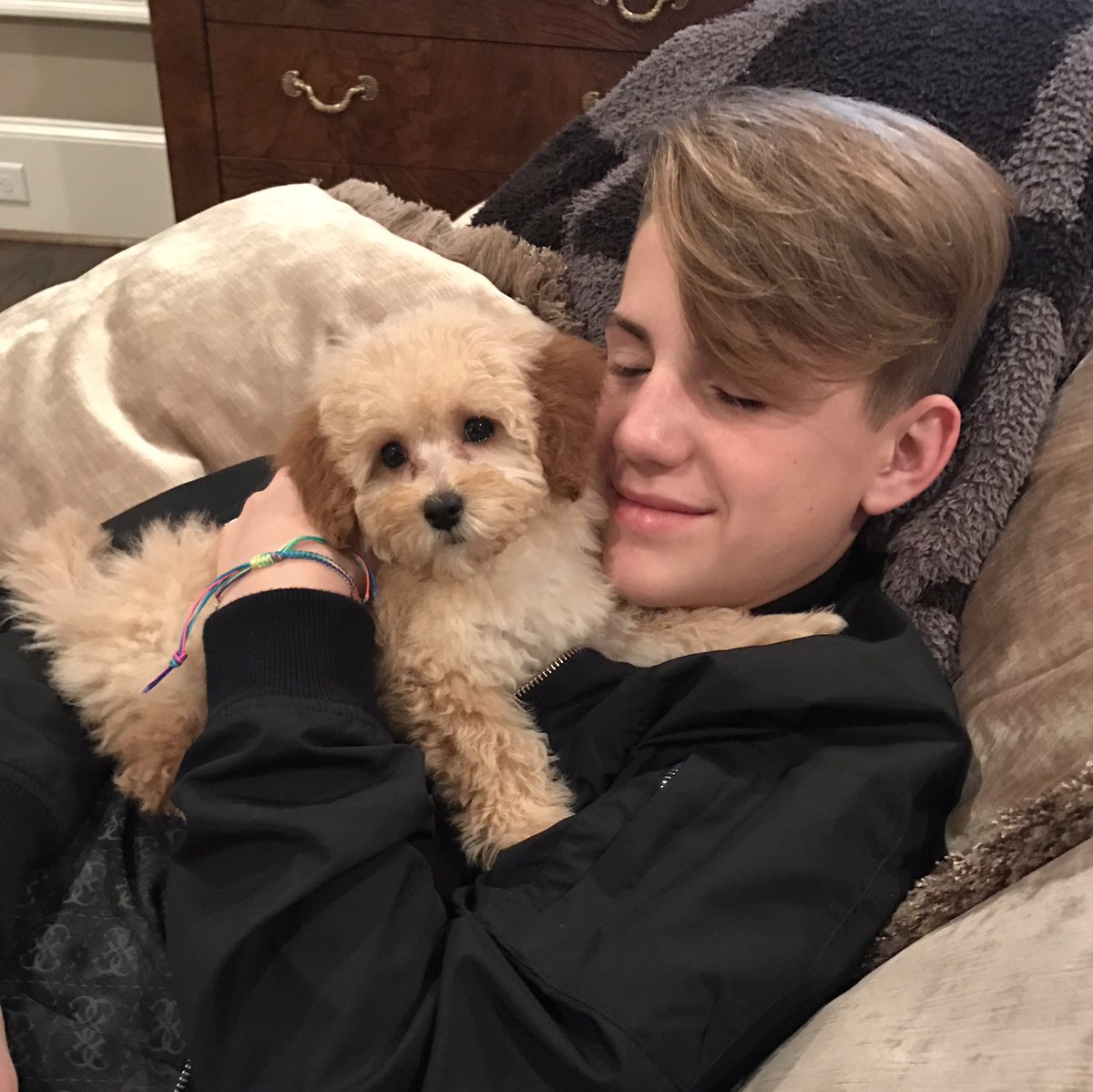 MattyDavid4's tweet image. Look what Santa brought early!! She has a name but send me YOUR suggestions before I make it final!