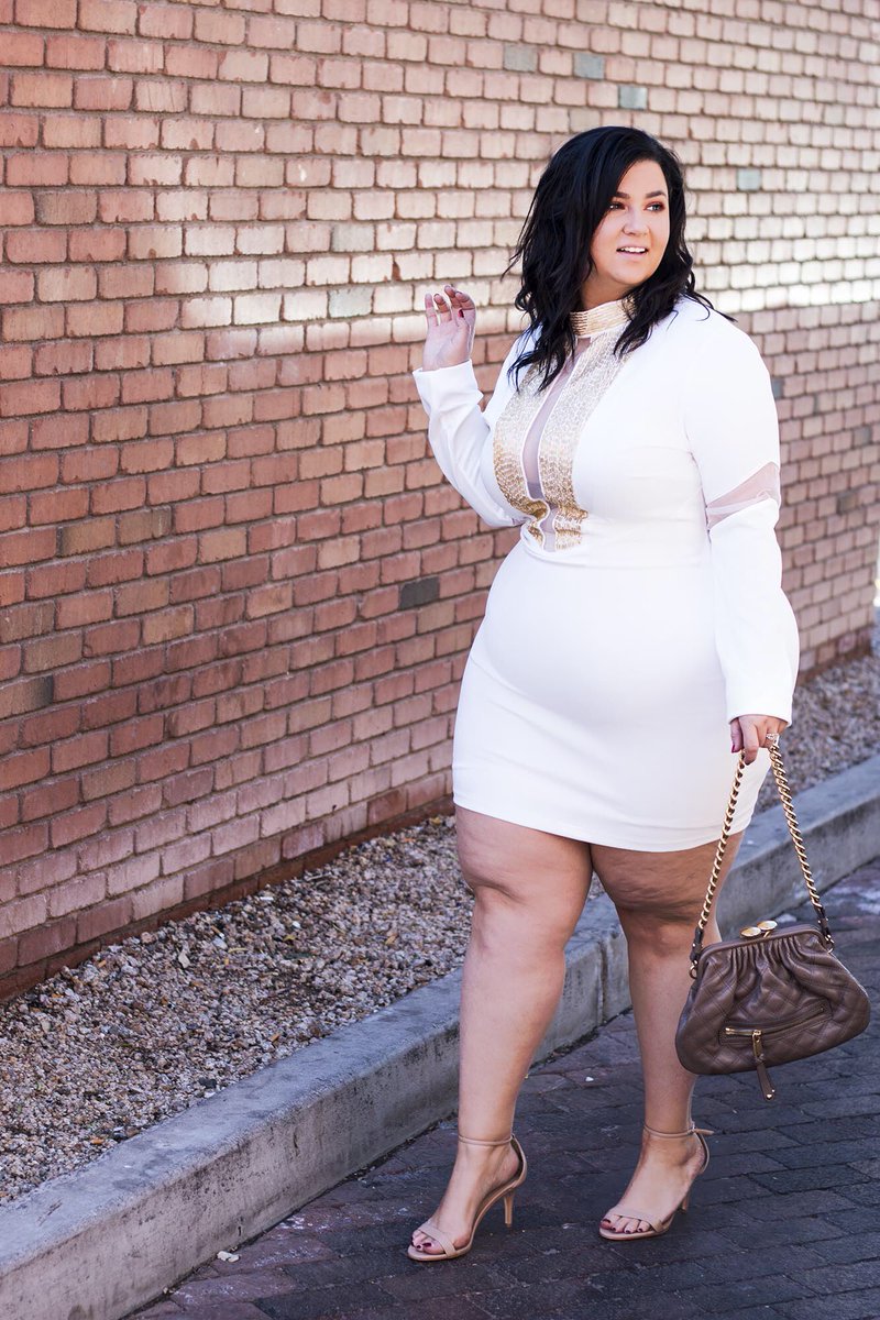 Crystal Coons ⭐️ on Twitter: "Walking into #nye wearing ...