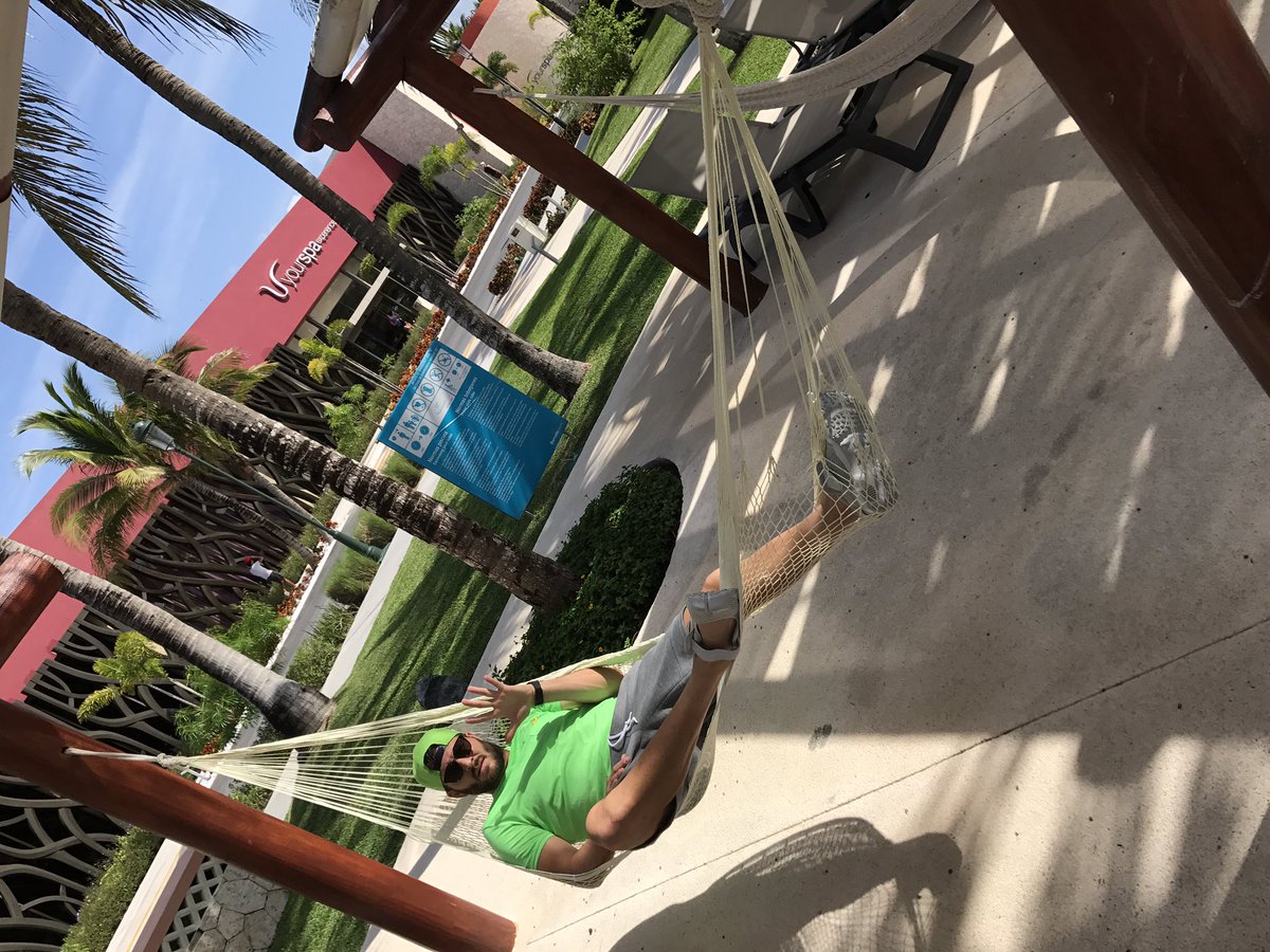 Buenos tardes <a href="/hugosanchez_9/">Hugo Sánchez</a> , ya me tiré a la hamaca 😎abrazo leyenda ( con todo mi respeto )