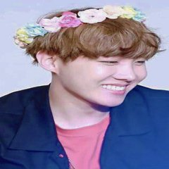 _Icons_De_Kpop_ tweet picture