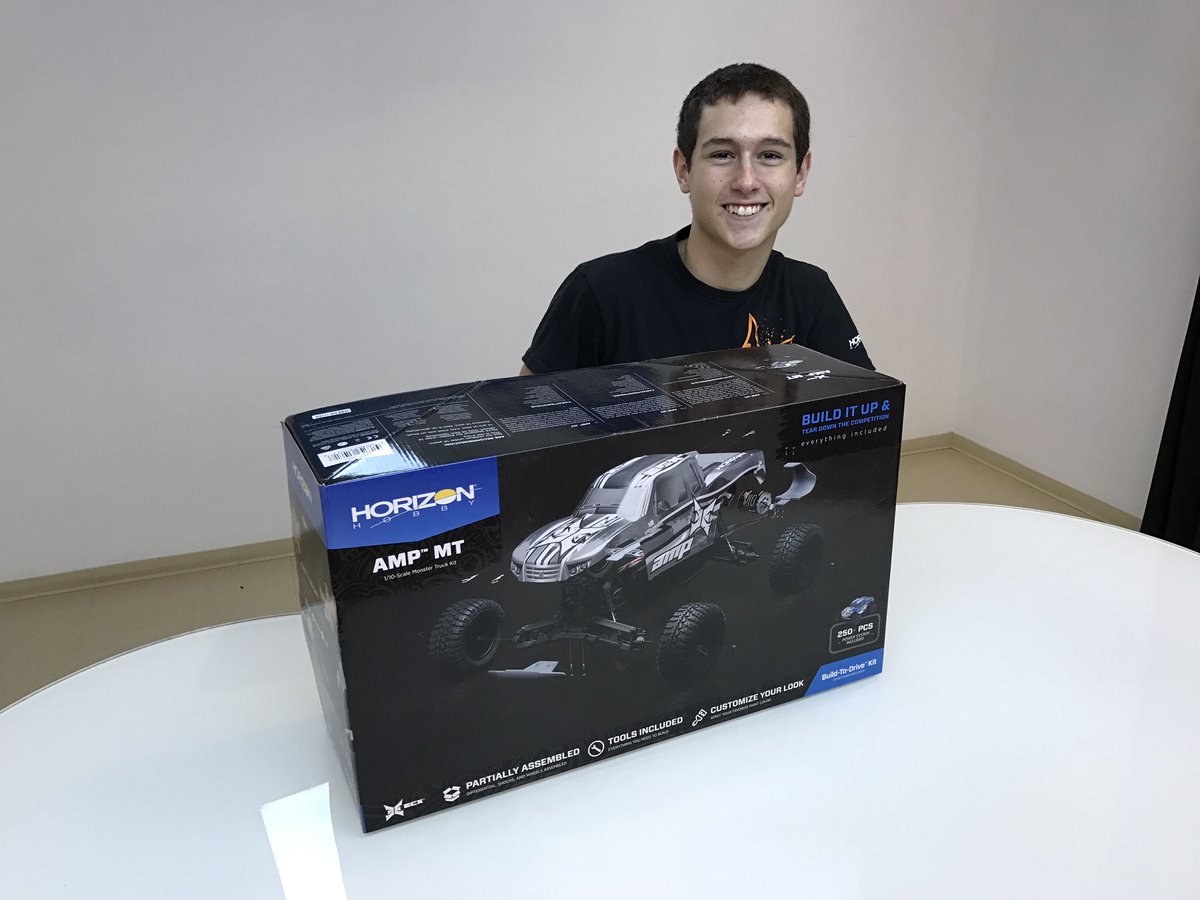 Horizon_Hobby's tweet photo. Today 2pm CDT on @ecx_rc Facebook page we will be doing a live broadcast of Part 1 of the ECX MT Kit Build.! #horizonhobby #ecxrc #kitbuild https://t.co/jmAlOUrS8h