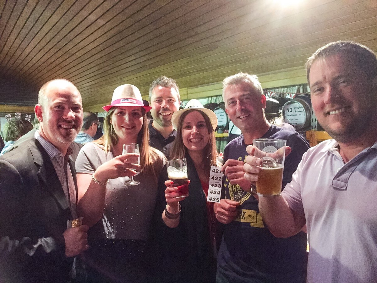 CollRealBeer's tweet photo. #sponsors enjoying a tipple at #craf2016 https://t.co/vGMt1aPMhd